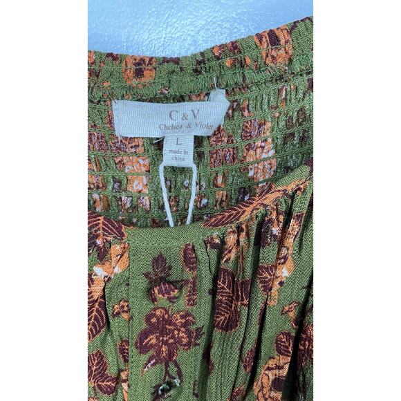 C&V Chelsea & Violet Floral Button Front Cropped Green Peasant Top - Picture 6 of 8